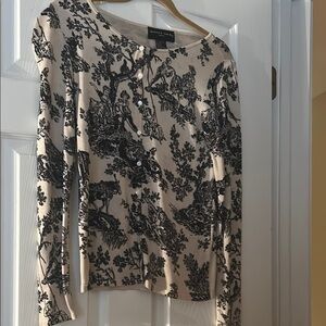 Women's Black and Cream Printed Cardigan